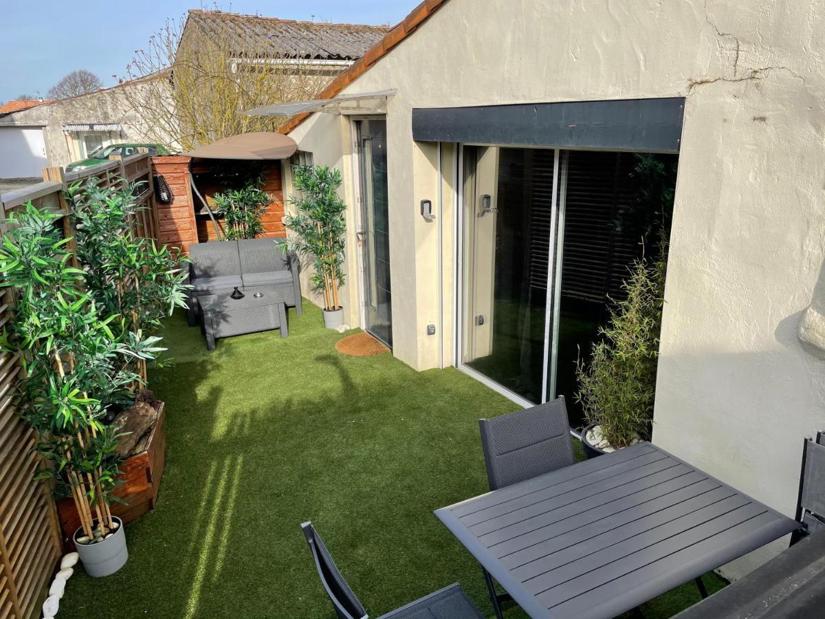 Love Suites & Spa "Le Loft" Avec Jacuzzi Privatif Médis Exterior foto